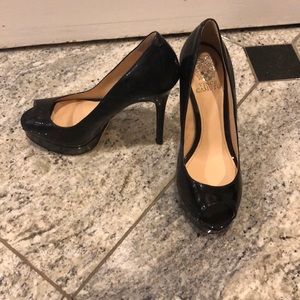Vince camuto platform heel size 5.5